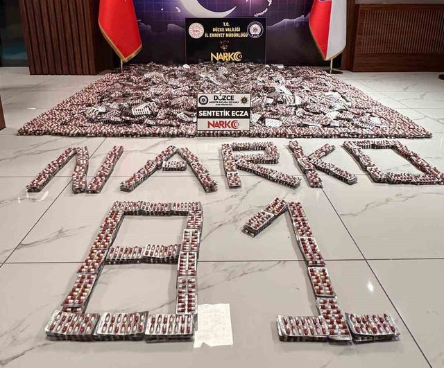 Düzce'de dinlenme tesisinde 88 bin 102 adet Lyrica ele geçirildi