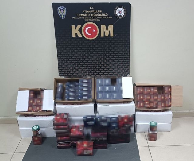 Efeler'de düzenlenen operasyonda 511 adet cinsel içerikli ürün ele geçirildi