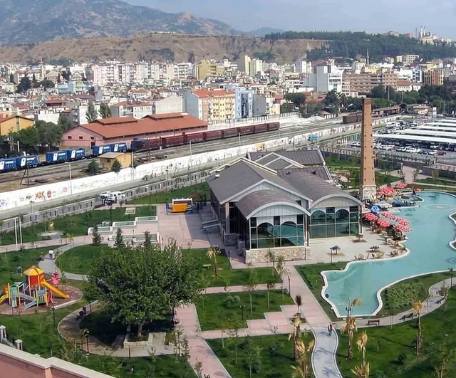 Efeler'de Nevzat Biçer salonu için hukuk mücadelesi sürüyor