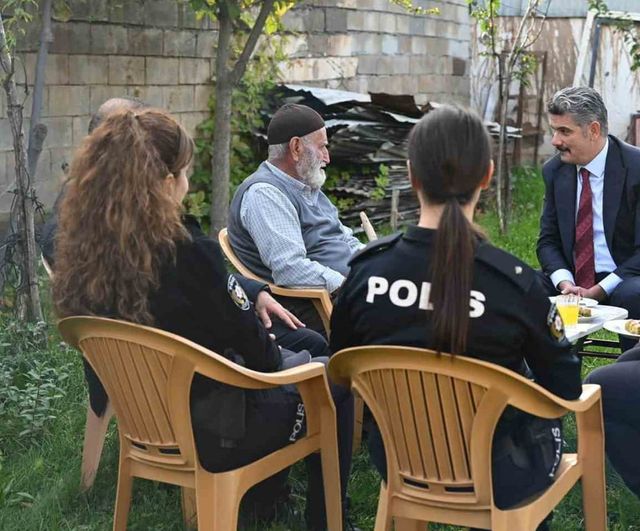 Erzincan emniyet müdüründen şehit ailesine taziye ziyareti