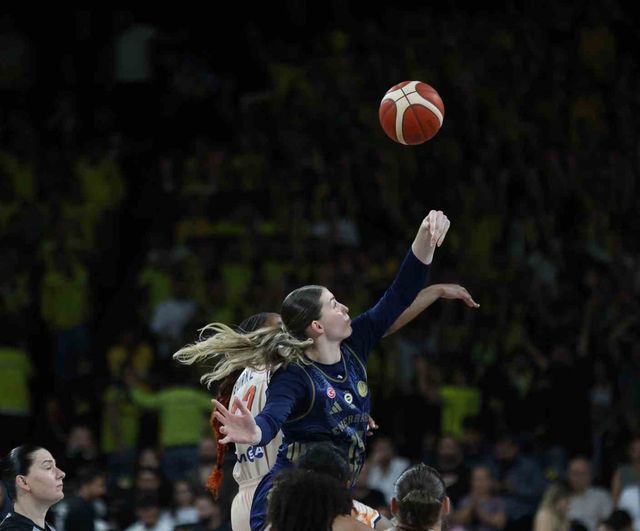 Fenerbahçe Tarfin'den süper kupada üçüncü zafer