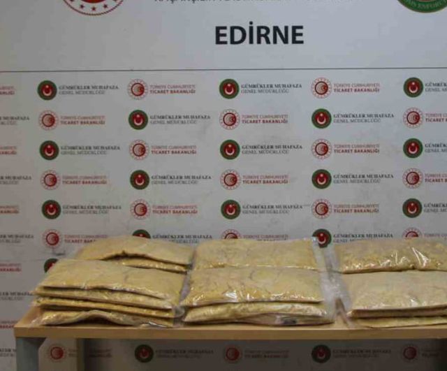 gümrüklerde eylül ayında beş operasyonda yüzlerce bin uyuşturucu madde ele geçirildi