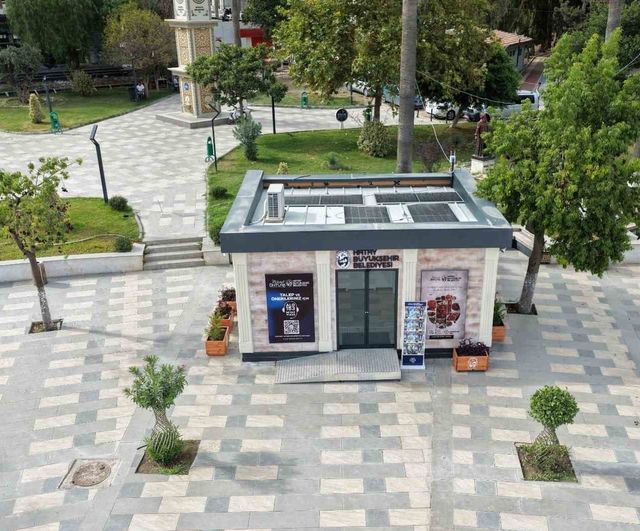 İlçe merkezinde vatandaşla buluşma: HBB Antakya iletişim noktası faaliyete geçti