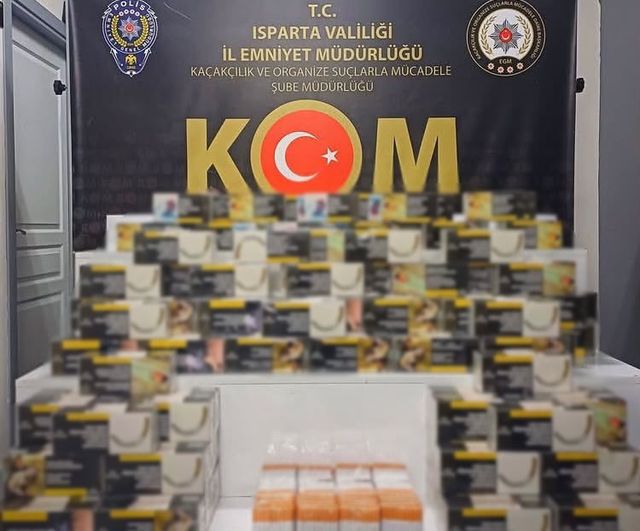 Isparta'da kaçak sigara ve bandrolsüz makaron operasyonu