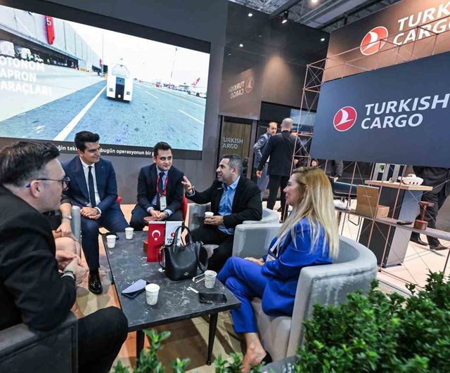izmir'de lojistik dünyası: logistech 5. fuarı uluslararası iş birliklerini genişletti