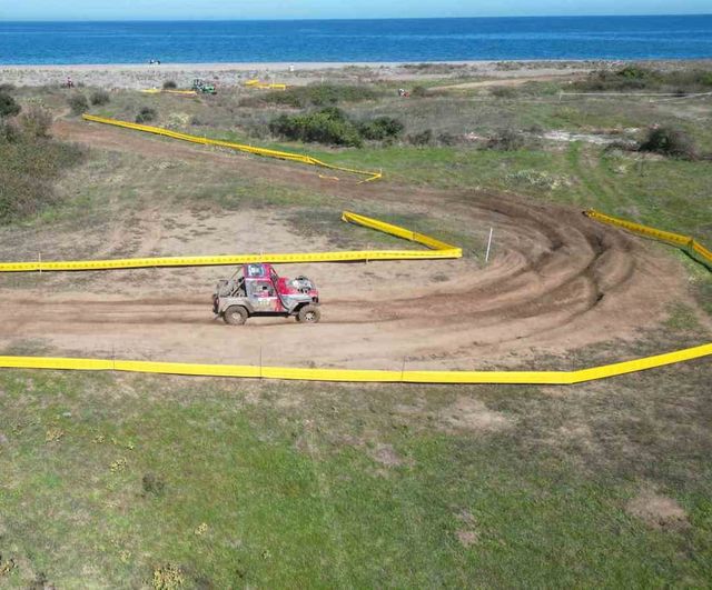 Karasu sahilinde kum fırtınası: off-road şampiyonluğu için son etap