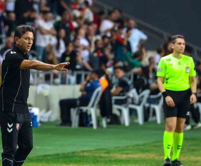 karşıyaka ilk iç saha galibiyetini alarak çıkışa geçti