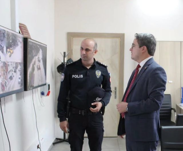 Kemaliye kaymakamı emniyet teşkilatının hizmet ve çalışmalarını yerinde inceledi