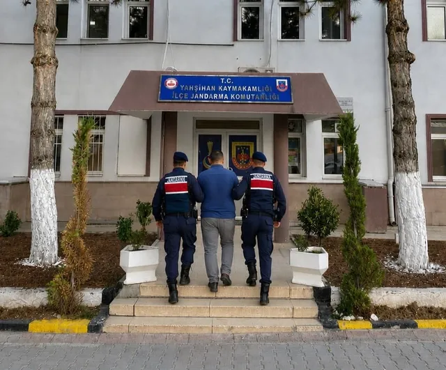 Kırıkkale'de hırsızlıktan kesinleşen ceza ile aranan hükümlü yakalandı