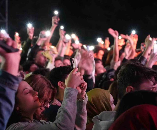 KoçFest bolu'da 15 bini aşkın üniversiteliyle müziğe doydu