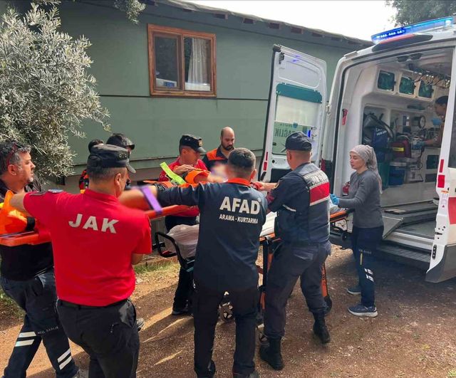 Konyaaltı'nda kaybolan H.O., jandarma ekiplerince ikametinden 19 kilometre uzakta bulundu