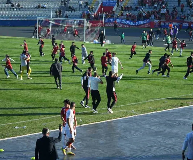 Kutlama sahaya taştı: Kırıkkale FK'ya iki ayrı 35 bin lira ceza