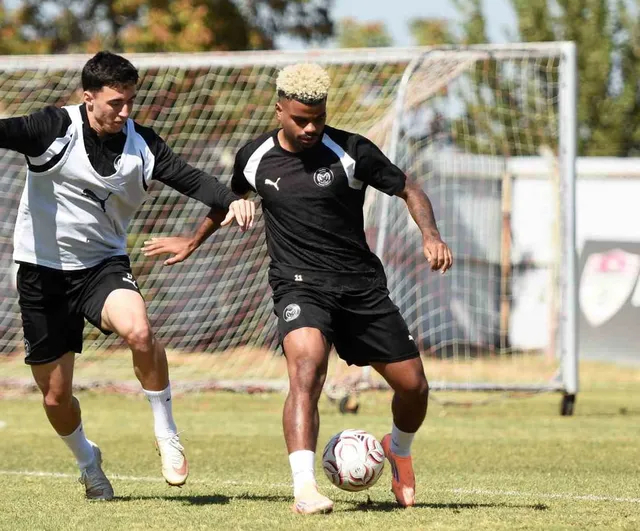 Manisa FK son provayı yapıyor: Kayserispor deplasmanı öncesi hazırlıklar sürdü