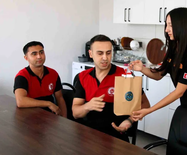 öğrenciler itfaiye haftasında kütahya OSB itfaiyesini ziyaret etti
