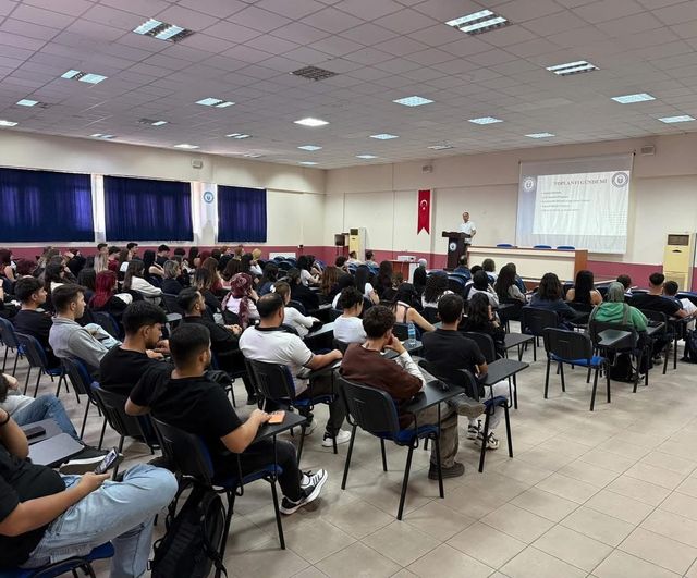 Oryantasyonla yeni döneme hazırlık: Bozdoğan Meslek Yüksekokulu öğrencilerine rehber