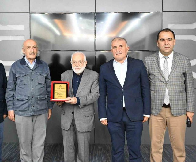 Pervari'den Paris'e uzanan bir ömür: Prof. Dr. İhsan Süreyya Sırma'nın anıları