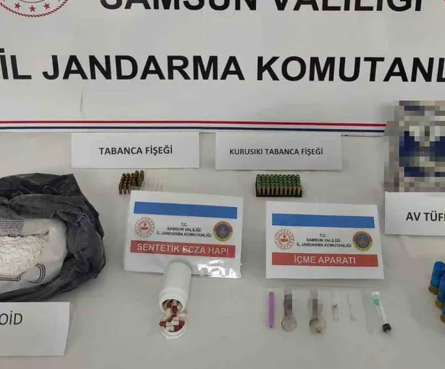 Samsun'da yaklaşık 33 kilogram bonzai üretimine yetecek ham madde bulundu