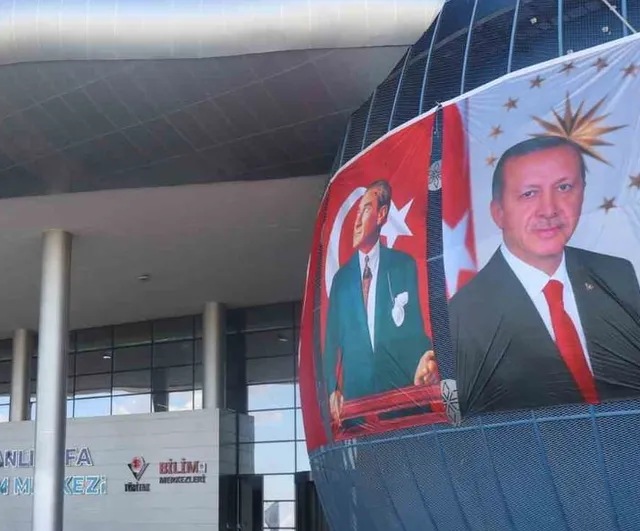 Şanlıurfa'da gençlere adanmış bilim merkezi Erdoğan tarafından açıldı