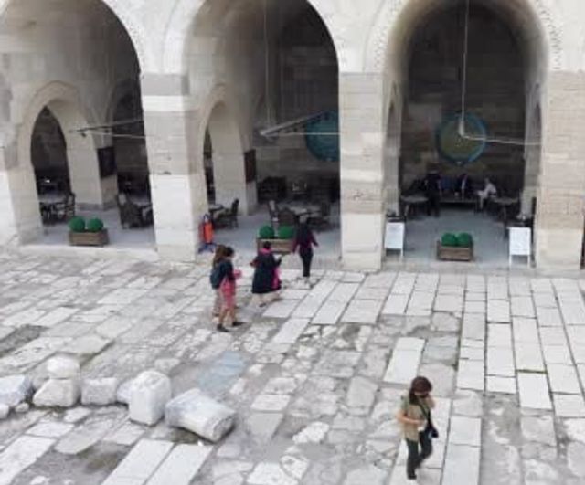Sekiz yüz yıllık taşlarda tarih canlanıyor: Sultanhanı kervansarayı