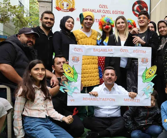 Serüven 15'inci durağında Çılgın Mısırcı Nevşehir'de özel çocuklarla buluştu
