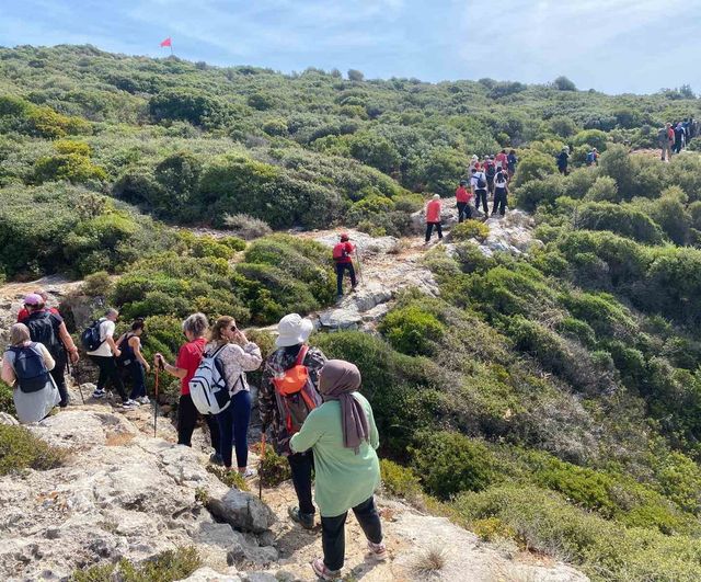 Sezonu deniz ve yeşille açtı: TURBELDAK Azmak-Sığacık rotasında buluştu