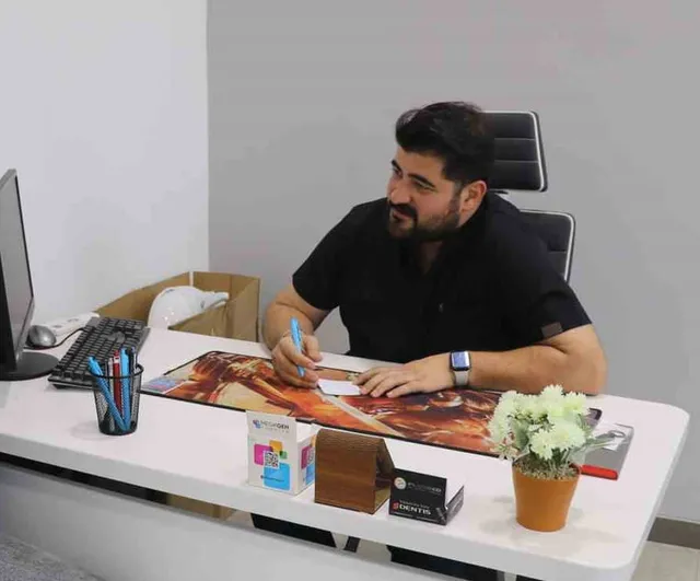 Sivas'ta muayene yerine fotoğraf kuyruğu: diş hekimi Eypio'yu andırıyor