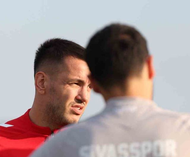 Sivasspor Bandırma deplasmanında taktik ağırlıklı son prova