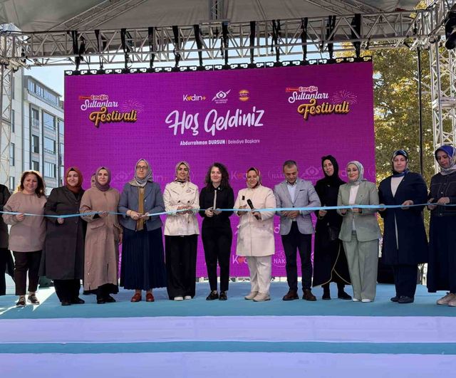 Sultangazi'de kadın emeğinin sergisi: Emeğin Sultanları Festivali yeniden kapılarını açtı