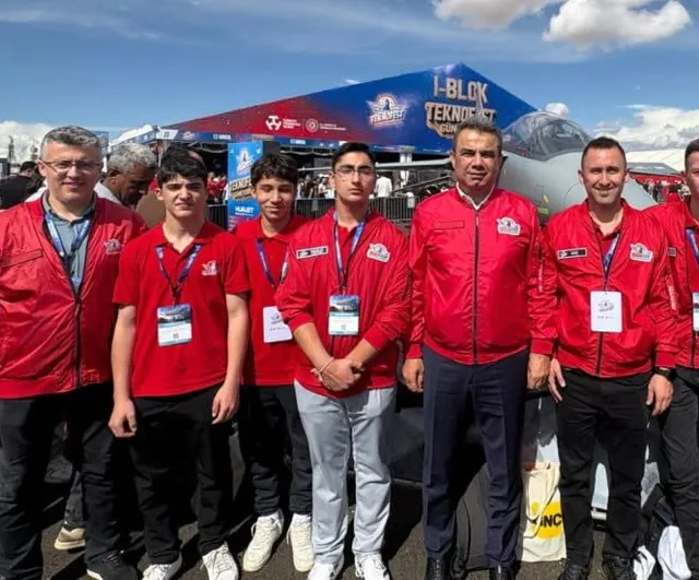 Teknofest güneydoğu'da kastamonu takımları 5 ödülle döndü