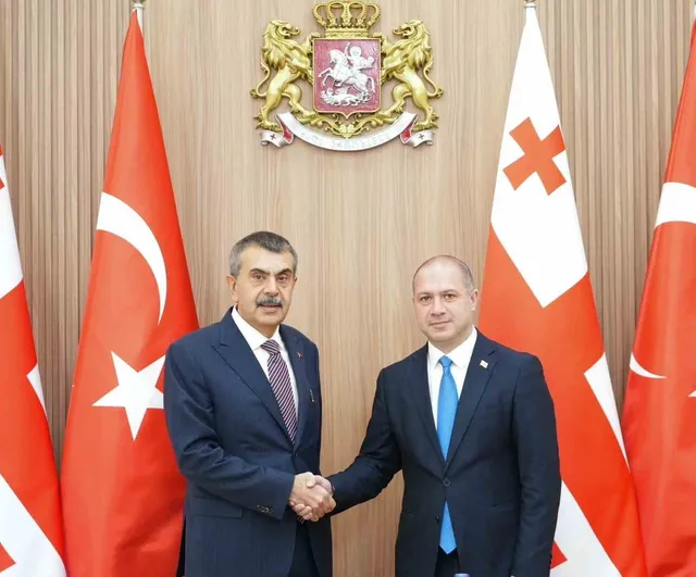 Türkiye ile Gürcistan eğitimde stratejik iş birliğine imza attı