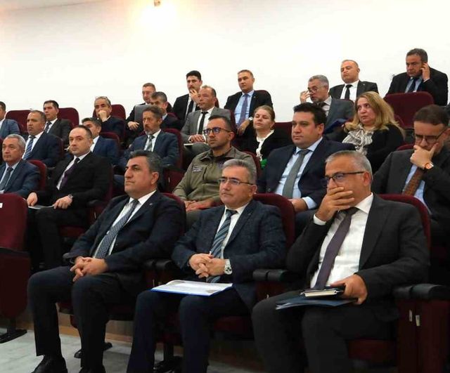 Vali Çiçek: Karaman'da 171 projede 51,9 milyar liralık yatırım sürüyor