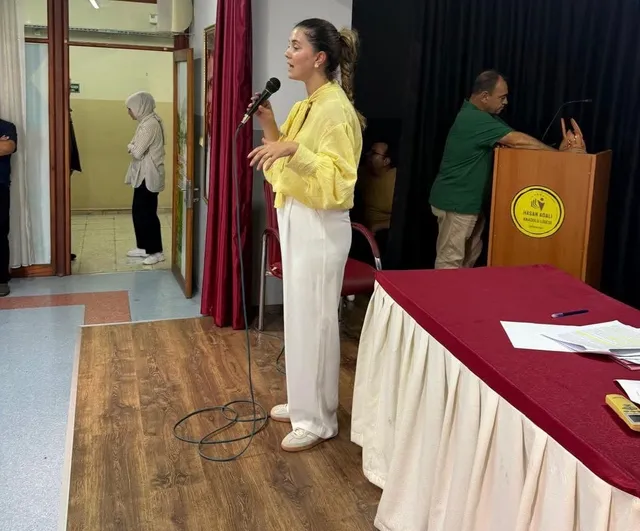 Velilere okul ve medya kullanımında yol gösterildi