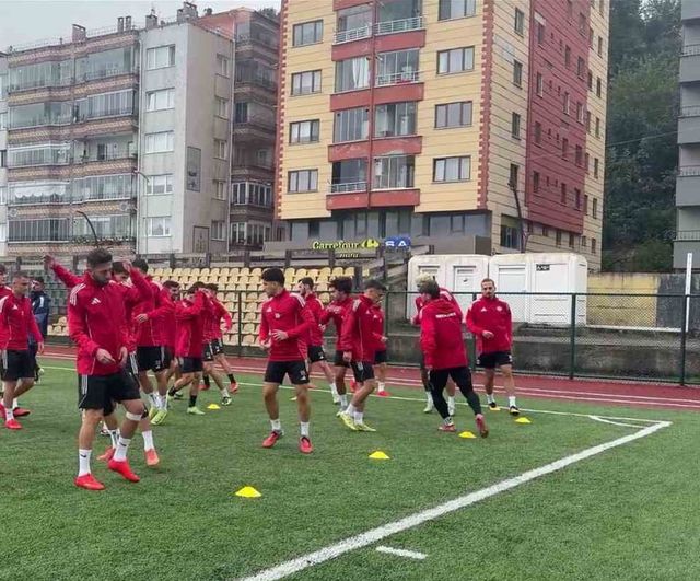 Zonguldakspor taraftar desteğiyle Düzcespor sınavına çıkıyor