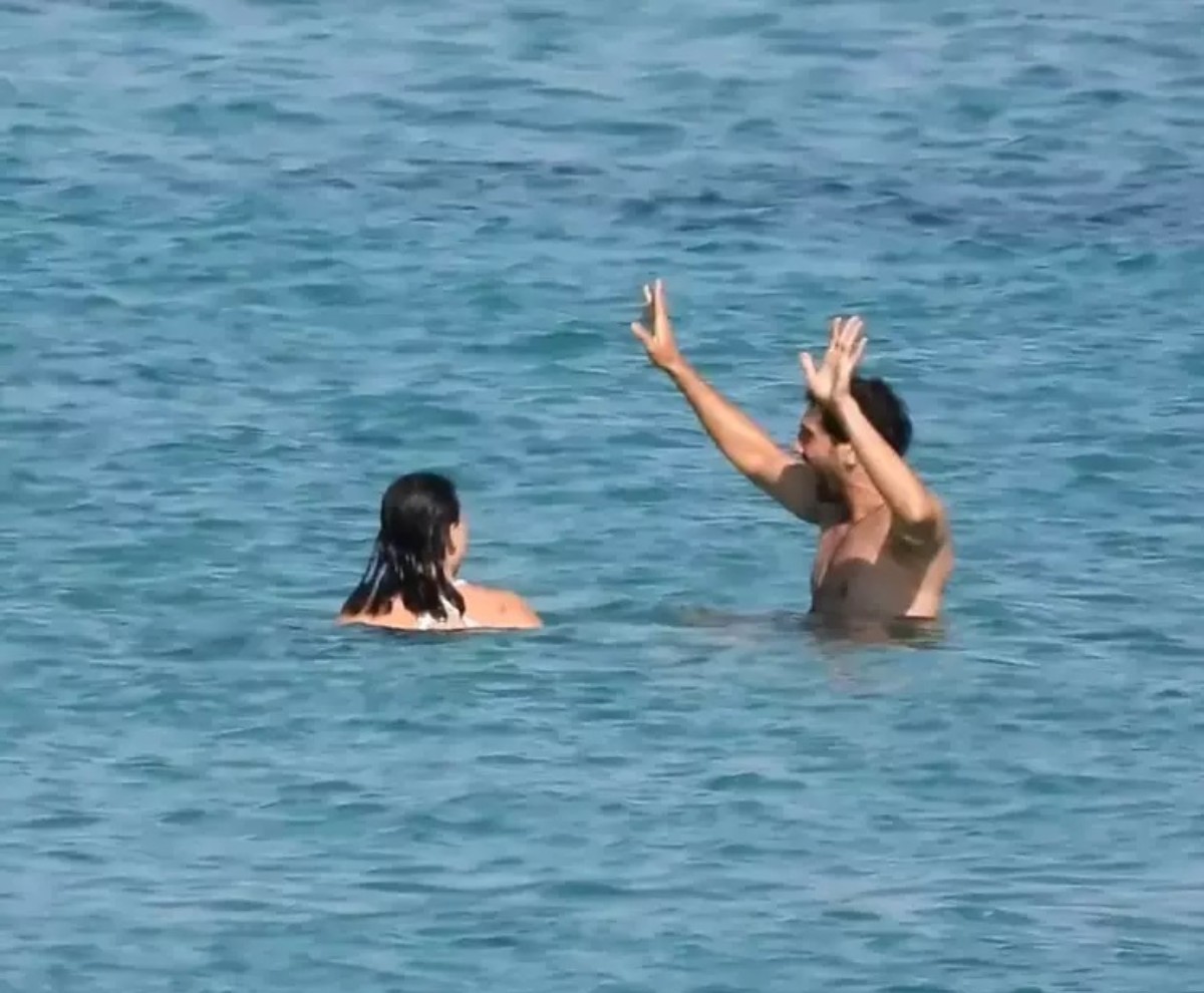 Kaan Urgancıoğlu ve eşi Burcu Denizer'in Çeşme tatili