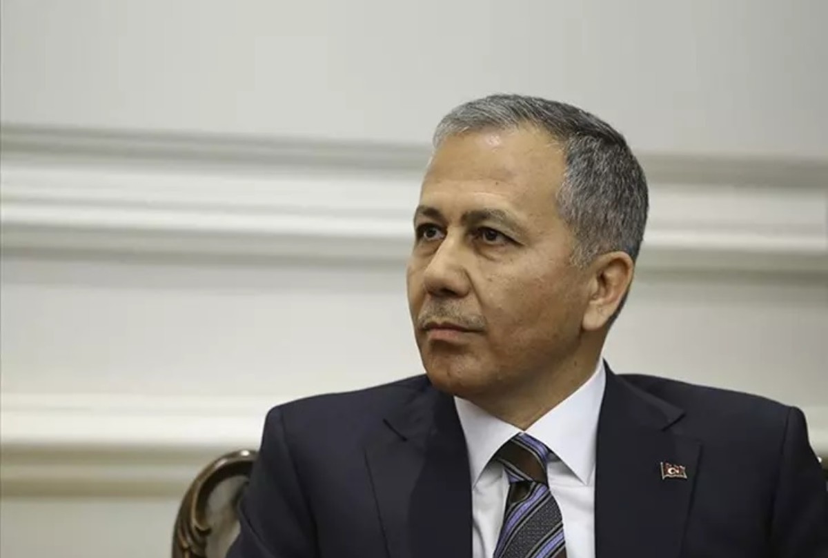 Bakan Yerlikaya açıkladı Göçmen kaçakçığı organizatörleri yakalandı