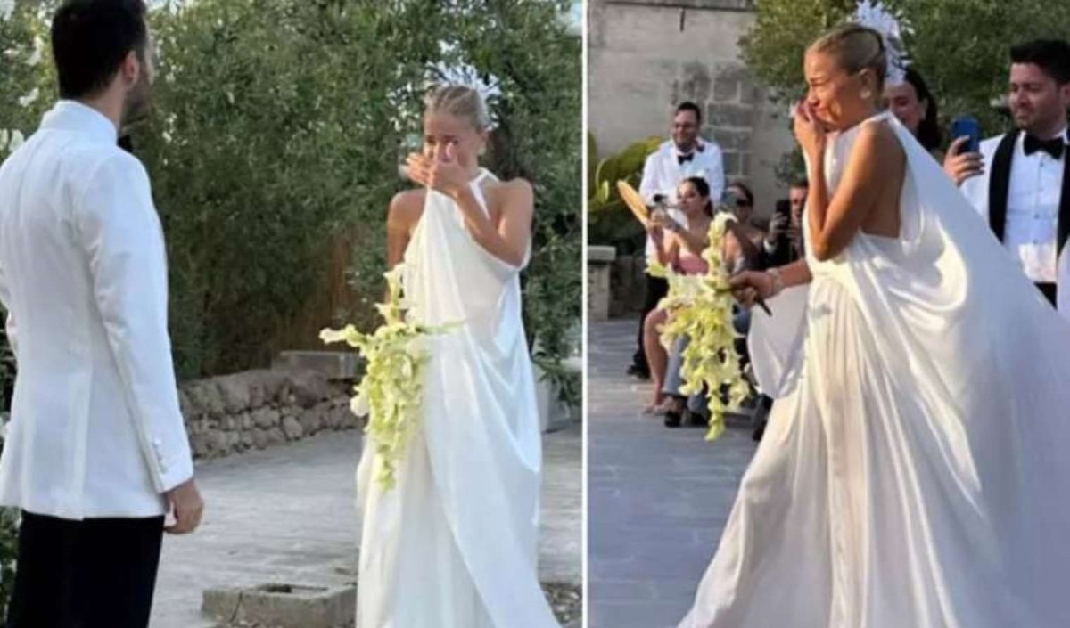 Burcu Esmersoy İtalya'da evlendi