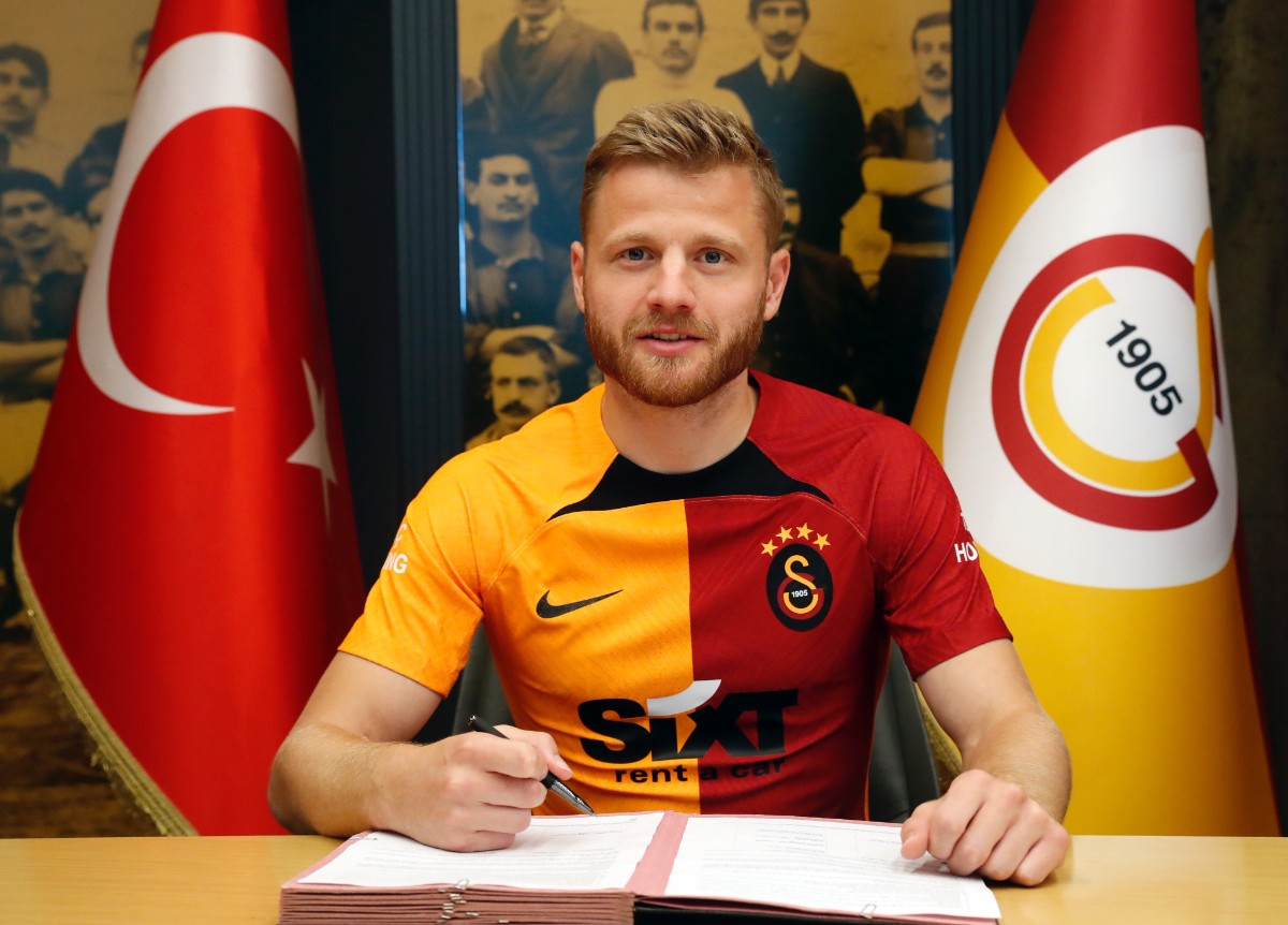 Norveçli orta saha oyuncusu Fredrik Midtsjö,