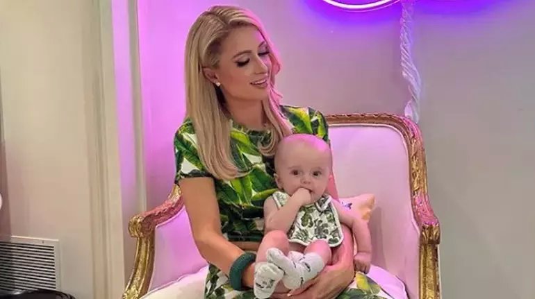 Paris Hilton’un oğlu Phoenix'in kafası neden büyük? Sosyal medyada tartışma yaratan fotoğraflar