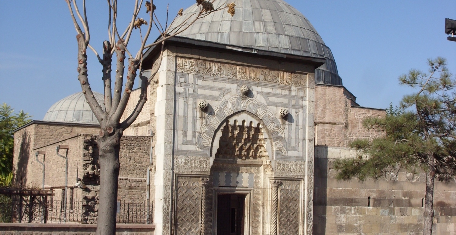 KARATAY MEDRESESİ VE TAŞ MEKTEP