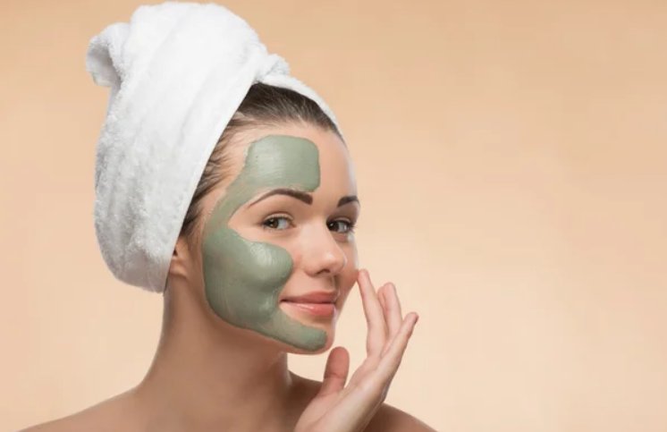 Siyah Noktalara Veda Edin! Evde Yapabileceğiniz 3 Malzemeli Yöntem