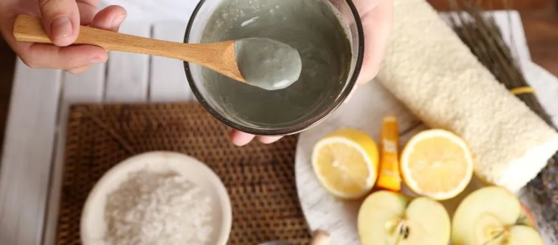 Yeşil ve Beyaz Kil Maskeleri Nasıl Yapılır ve Cilde Ne Fayda Sağlar?