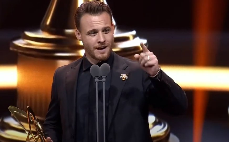 49. Pantene Altın Kelebek Ödülleri’nde Kimler Ödül Aldı?  İşte Tüm Detaylar!