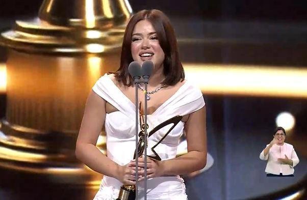 49. Pantene Altın Kelebek Ödülleri’nde Kimler Ödül Aldı?  İşte Tüm Detaylar!