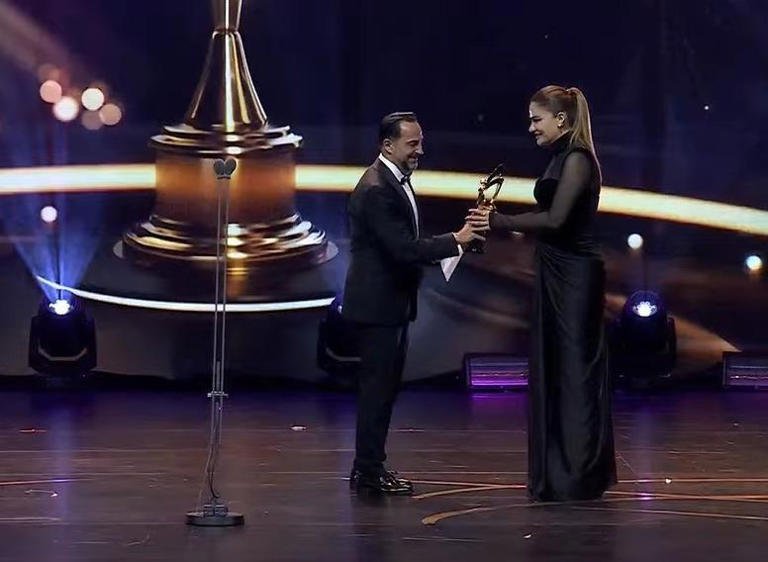 49. Pantene Altın Kelebek Ödülleri’nde Kimler Ödül Aldı?  İşte Tüm Detaylar!