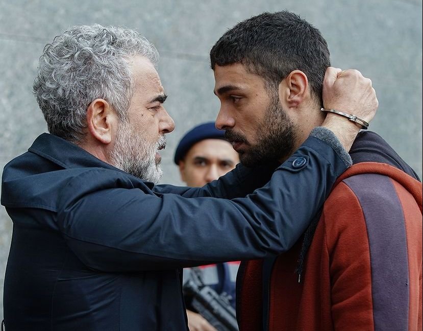 Yabani Dizisinde Şok Gerçekler Ortaya Çıkıyor: Yaman Ali, Güven’in Oğlu Olduğunu Öğrenecek mi?