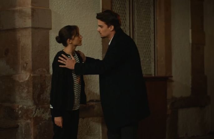 Somer, Türkan’ı Depoya Hapsediyor! Üç Kız Kardeş 65. Bölümde Neler Oldu?