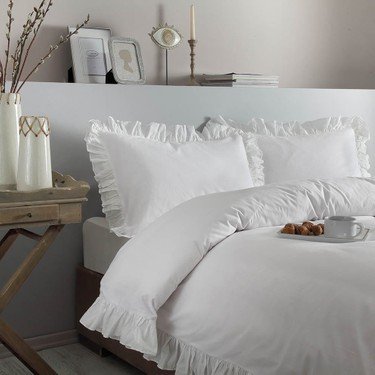 Yastıklarınızdaki Sarı Lekelerden Kurtulun! Evde Bulunan Doğal Malzemelerle Yastık Temizliği