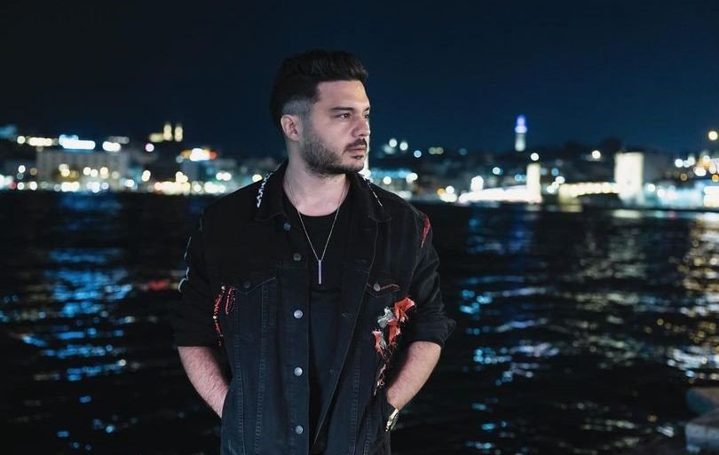 Ünlü Sanatçı İlyas Yalçıntaş’ın Hastalığı Belli Oldu: Ramsay Hunt Sendromu Nedir?