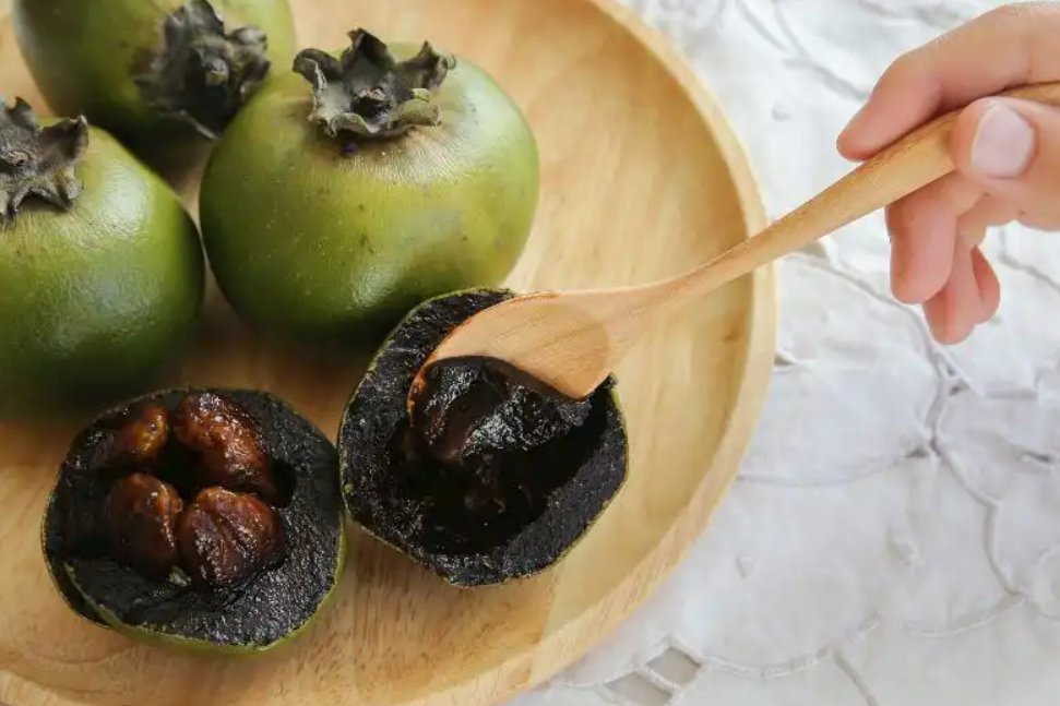 Alanya’nın Tropik Sepetindeki Yeni Lezzet: Çikolata Meyvesi