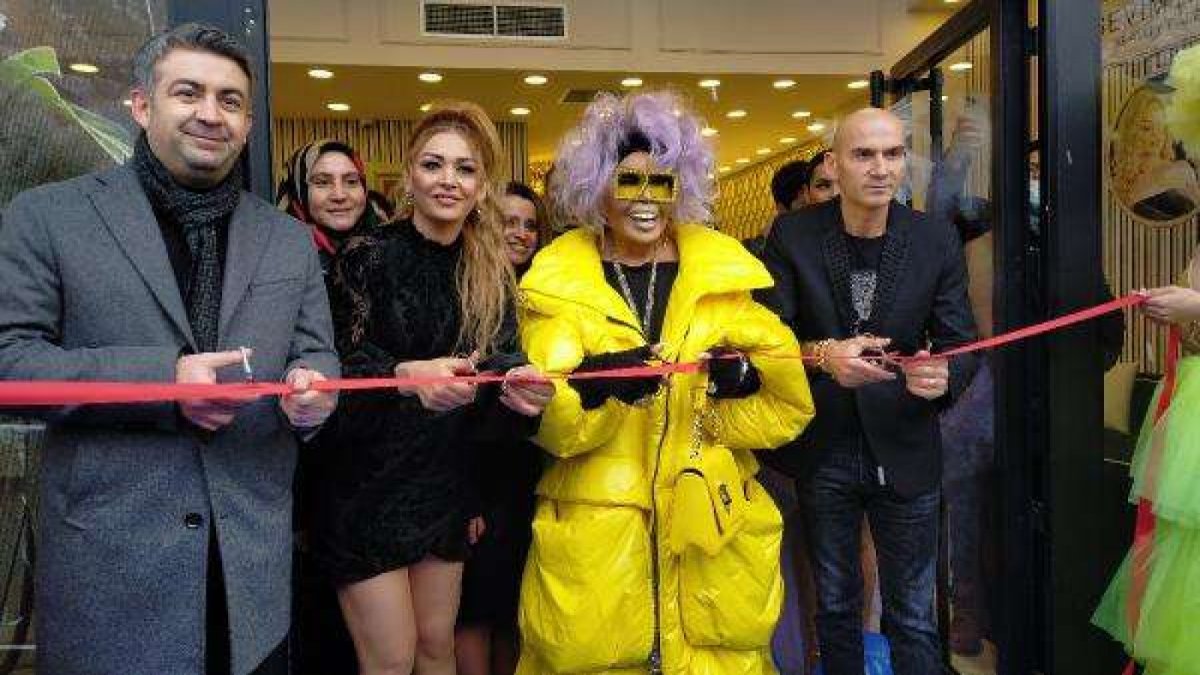 Savaş Özbey’den Bülent Ersoy’a sert eleştiri: “Aklın başına şimdi mi geldi?”